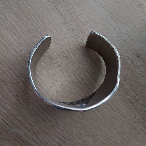 Low Luv by Erin Wasson All Seeing Eye Hammered Silver Plated Cuff Bracelet - Picture 7 of 13